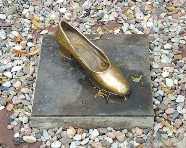 Goldener_Schuh_Polle