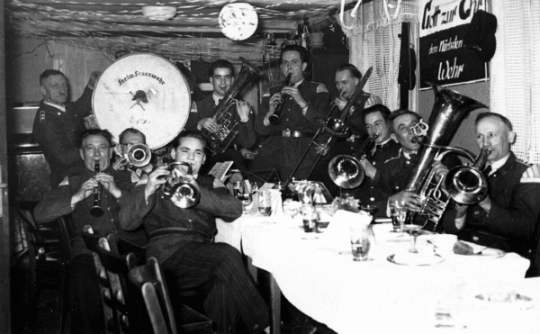 Musikzug der Freiwilligen Feuerwehr Polle, Aufnahme um 1958